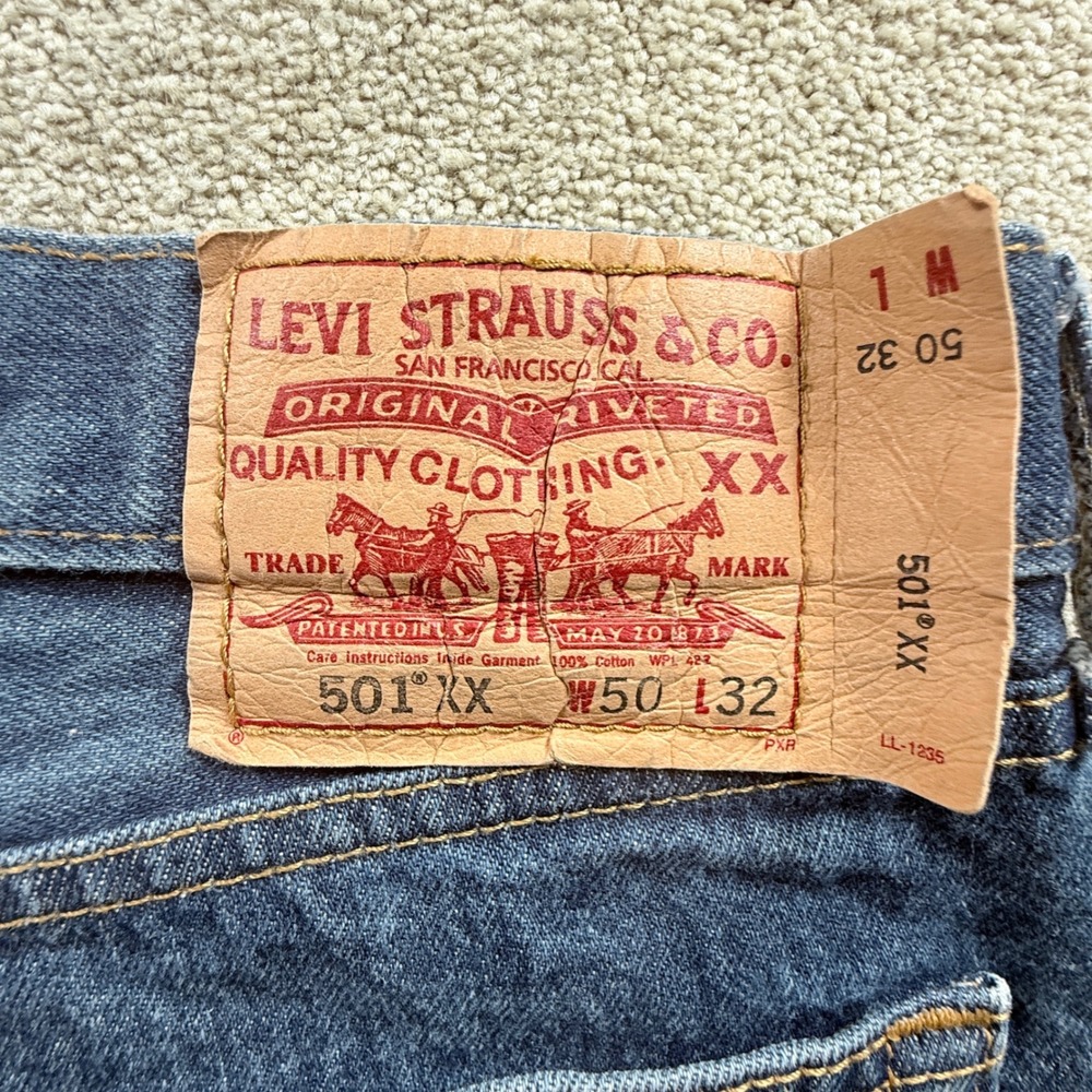 Levi's 501XX Original Fit Jeans Mens 48x29.5 Blue Fair Straight Button Fly 501 - Picture 6 of 13